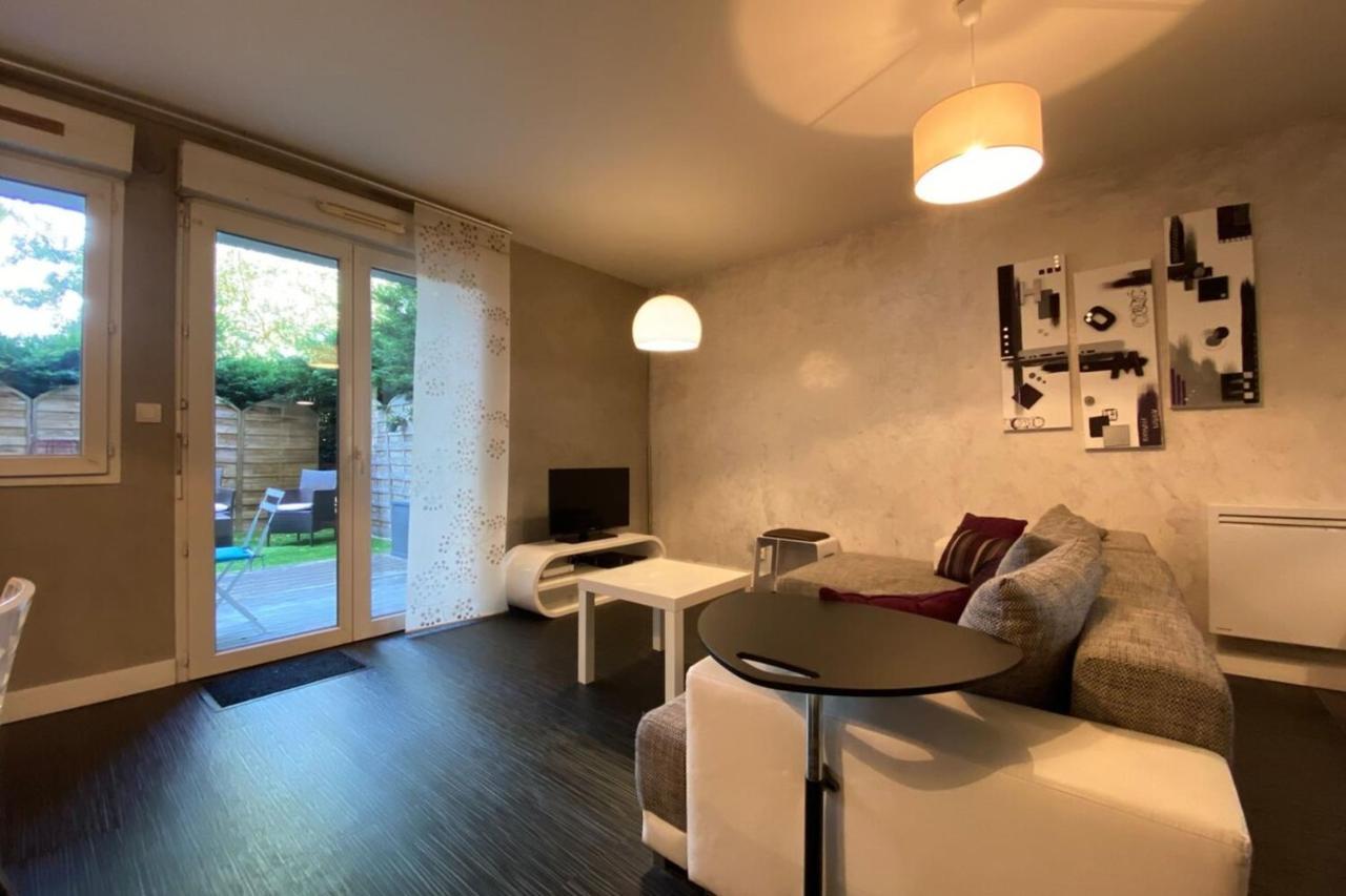 Bel Appartement Proche Tours Centre Bretonneau La Riche Екстериор снимка